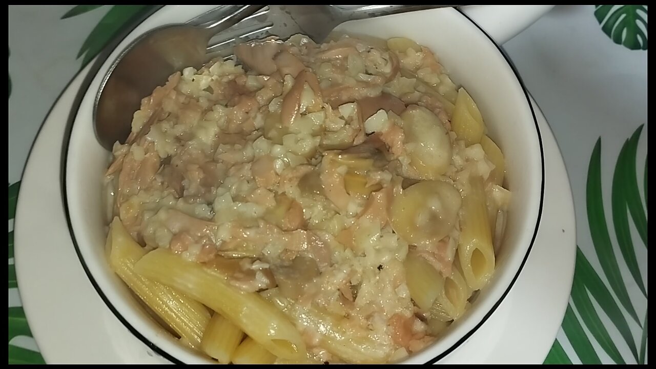 Easy Creamy Garlic Tuna Pasta Recipe
