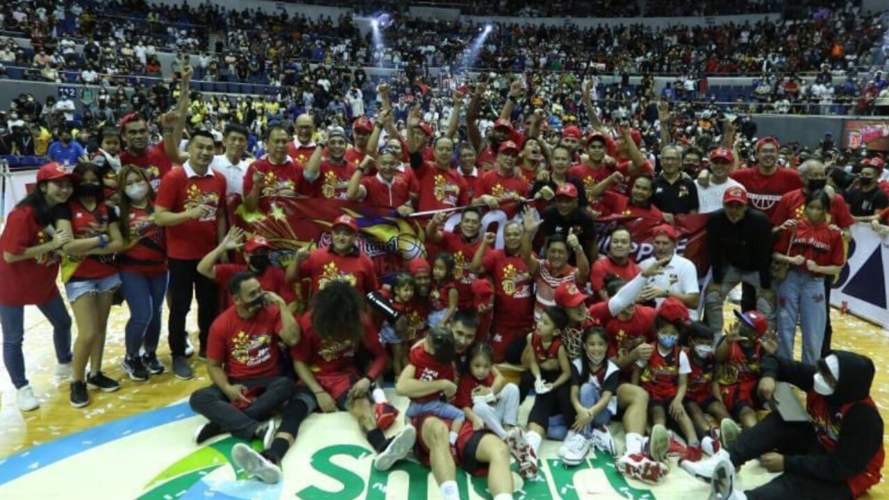 SMB receives 28th PBA title | Coach Leo Austria championship speech