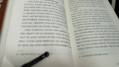 시금의흑역사 마이클킨 영국 모자 존 콜린스 제조업체 머리덮개 하층민 경제학자 헨리시몬스 밀랍양초 가발 기니아피그 사치품 초호화차량 징수원 납세능력