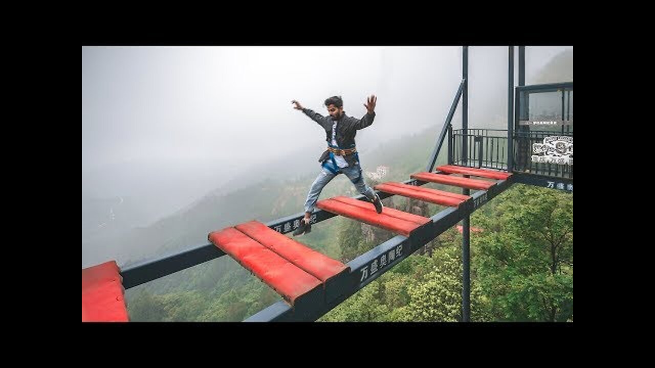 Walking on the bridge Adventure - Chongqing, China