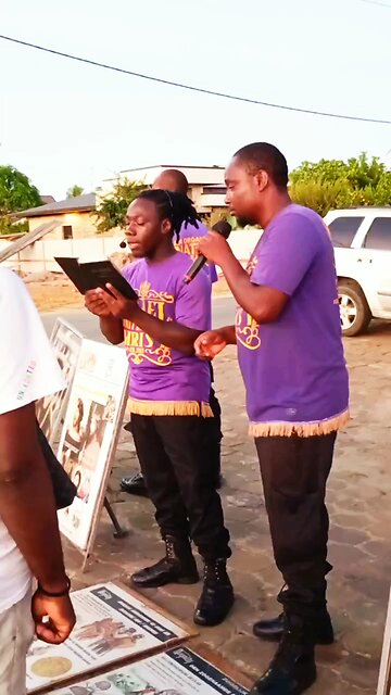 Disi na fa joe é drai joe libi, joe é jéré a woortoe foe Gado en joe é kenki direkt.