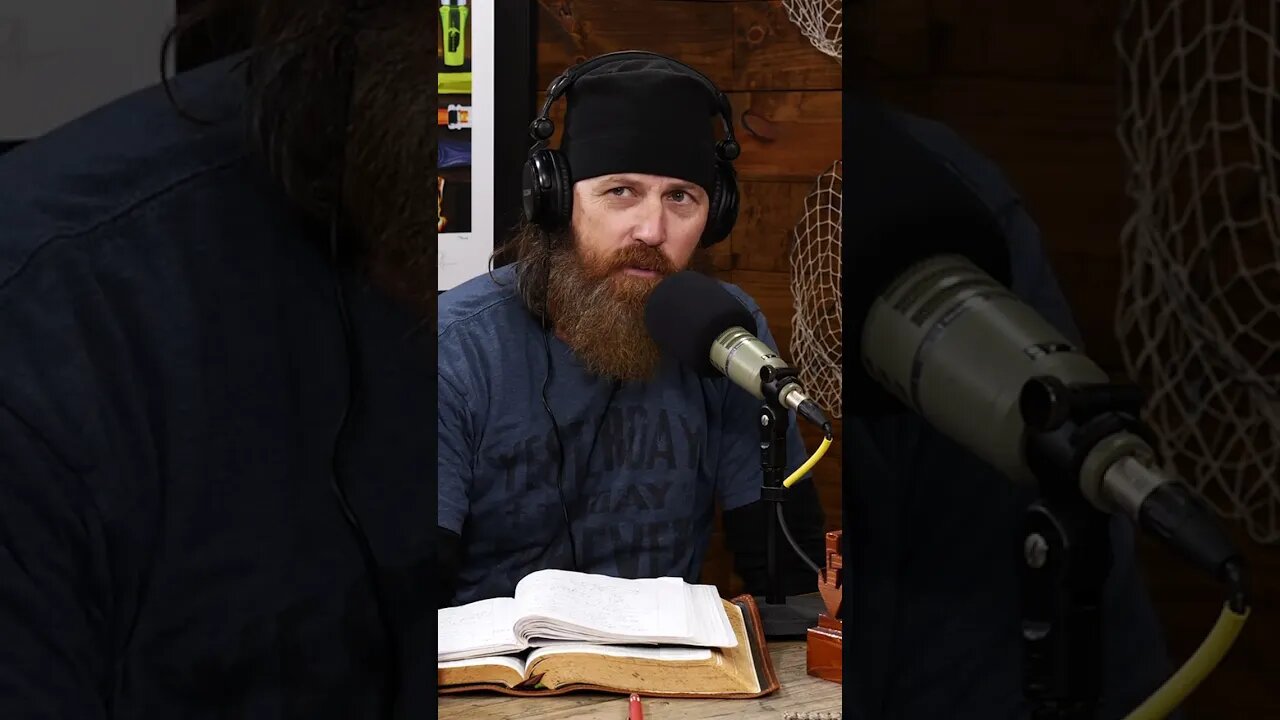 Jase Robertson Knows Missy Wouldn't Let Him Preach Longer Than 45 Minutes