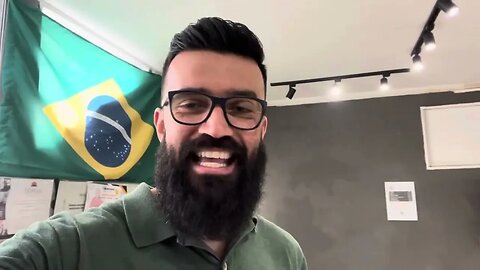 Dica para assustar a sua esposa! Cuidado pra não levar cotovelada, hein!