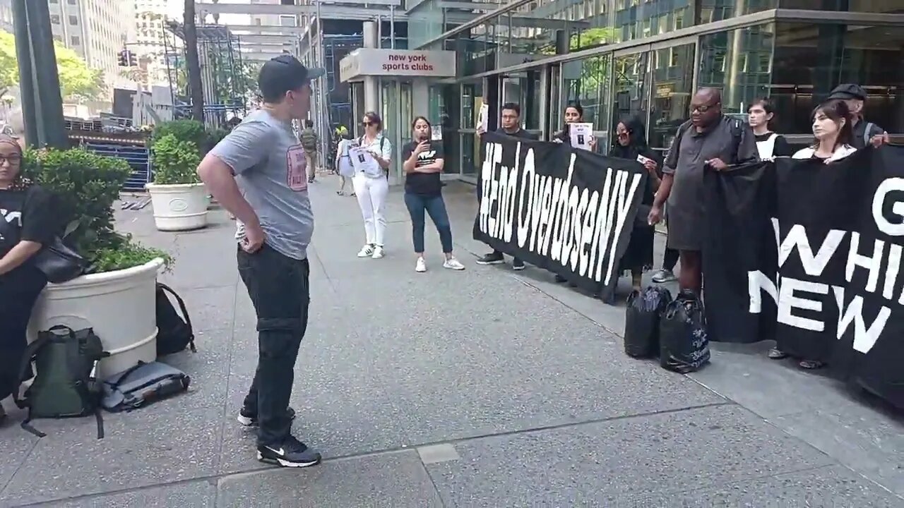 Rally mourning @GovKathyHochul Inaction on the Overdose Crisis Infront of Hochul NYC office 7/11/23