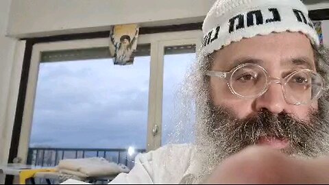 וכי זה חוטא וזה מתחייב שאני הכא דאמר קרא וטבחו ומכרו מה מכירה ע"י אחר - שיר נ נח מסכת בבא קמא דף עא