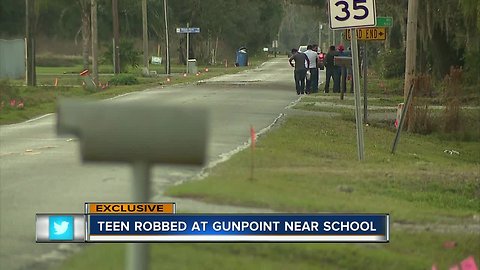 Plant City 7th grader robbed at gunpoint waiting for school to start