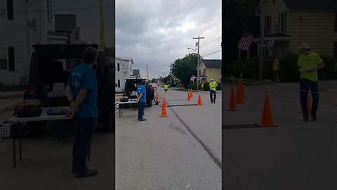 cheering runners #cheer #fyp #fypシ #viralvideo #viral #viralshort #runner #support #happy #help #fun