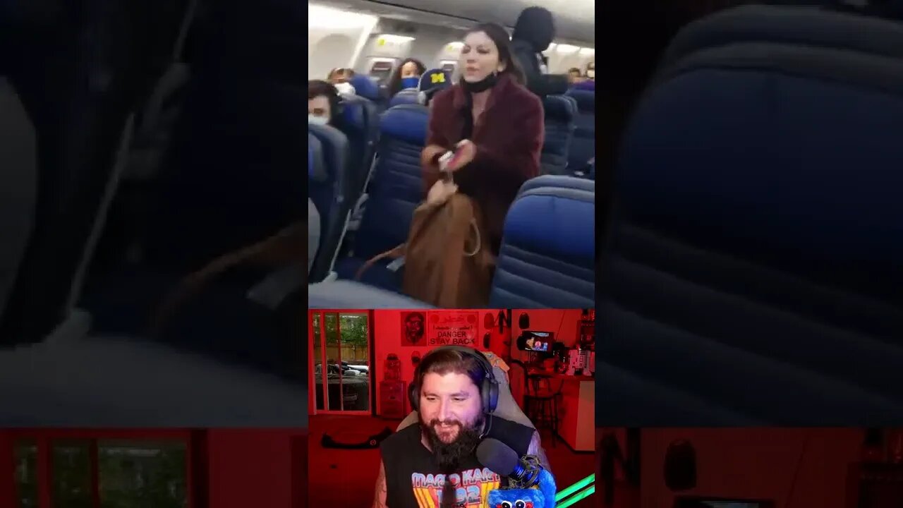 Karen gets kicked off plane lol