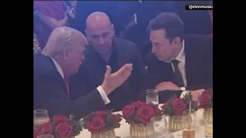 ELON MUSK JOINS🇺🇸👨‍💻🛰️PRESIDENT TRUMP AT MAR-A-LAGO🕺❤️🤍💙🇺🇸🏰💫