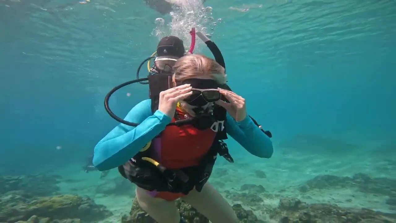 Corey & Andrea go diving w/ us!!!