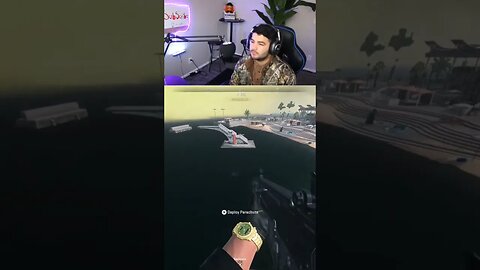 WHAT IS THAT??? 🐟 #gaming #gamingvideos #warzone