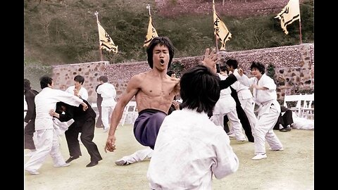 Cross kick Studio Film Bruce Lee Enter the Dragon