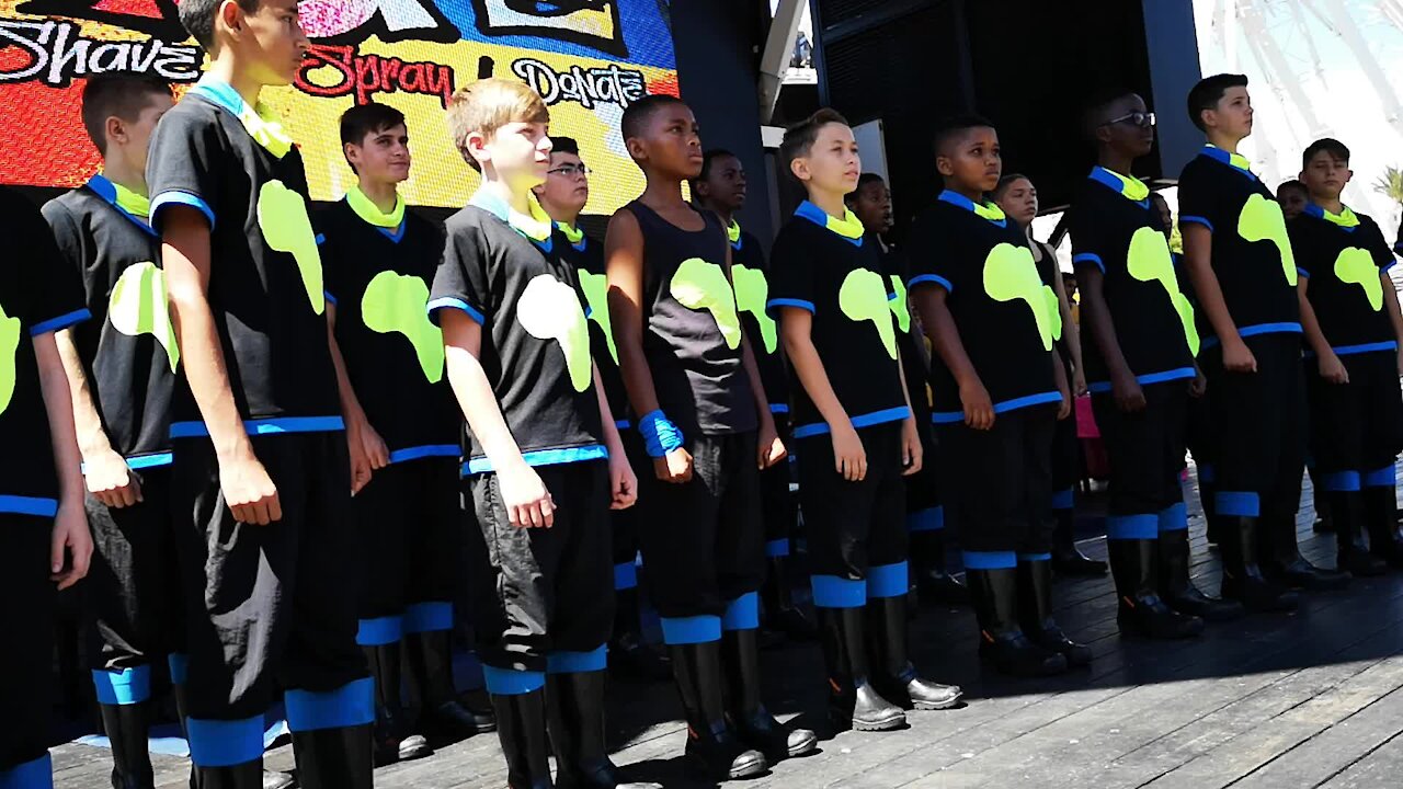 SOUTH AFRICA - Cape Town - The Drakensberg Boys Choir (Video) (GEw)