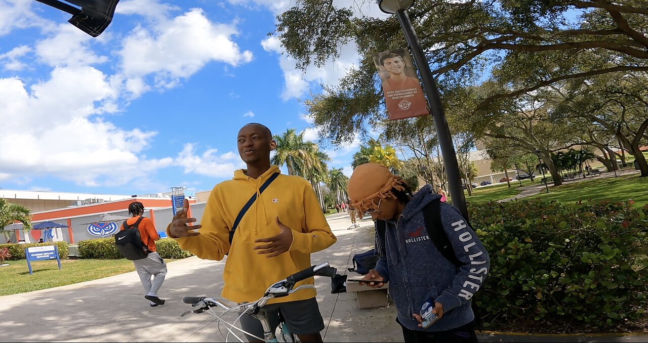 FAU: Brother Johnny Returns & Helps Me Preach, Hard Hearted & Hostile Hecklers Argue, Some Pure Hearted Christian Students Arrive To Encourage, A Great Day Of Ministry!