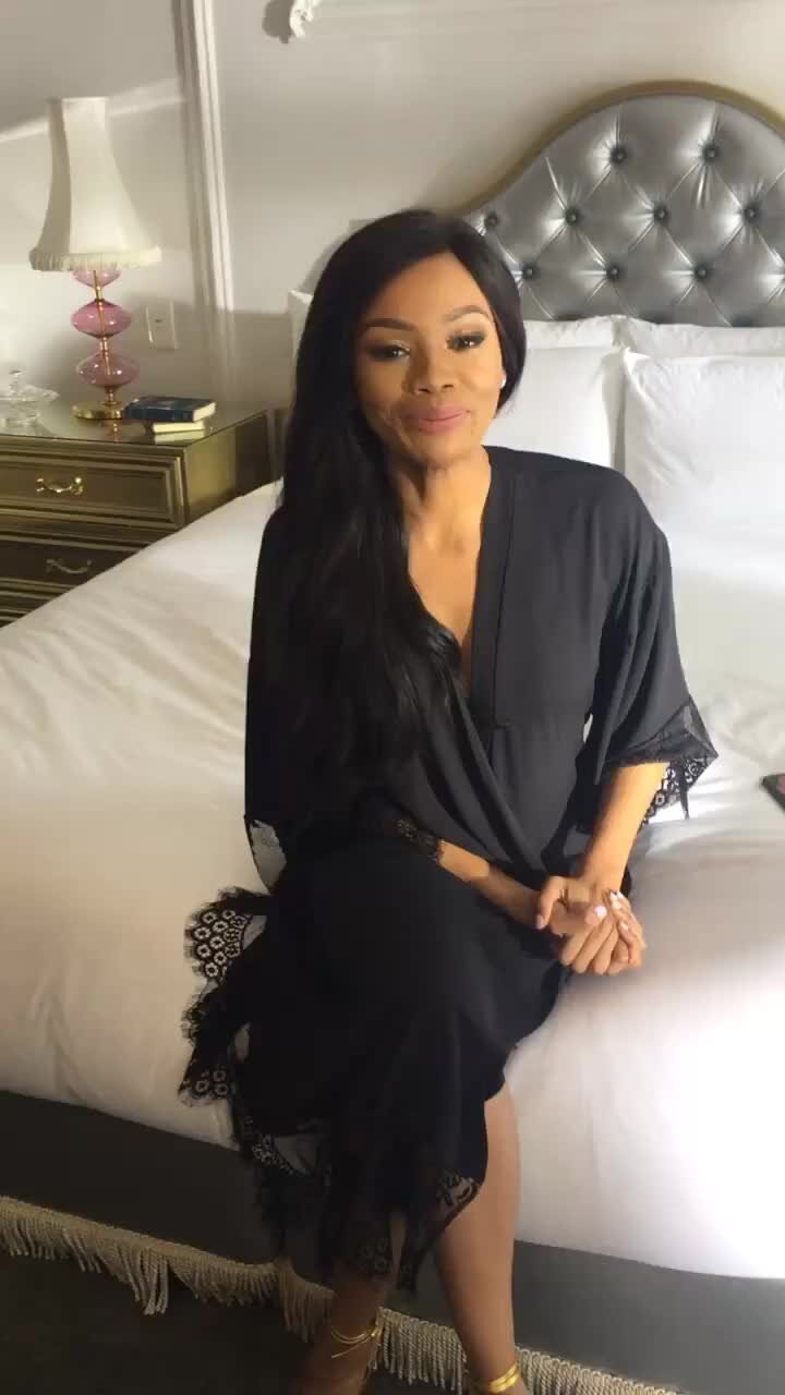 What makes you proud to be a woman? (aZc)