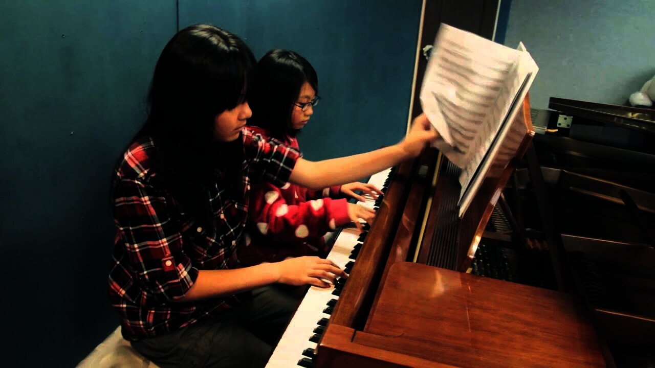 Sleigh Ride - Piano Duet, Anita & Kiki