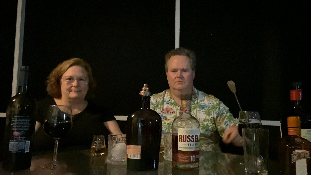 Comparing 10 year bourbons and making a nee drink