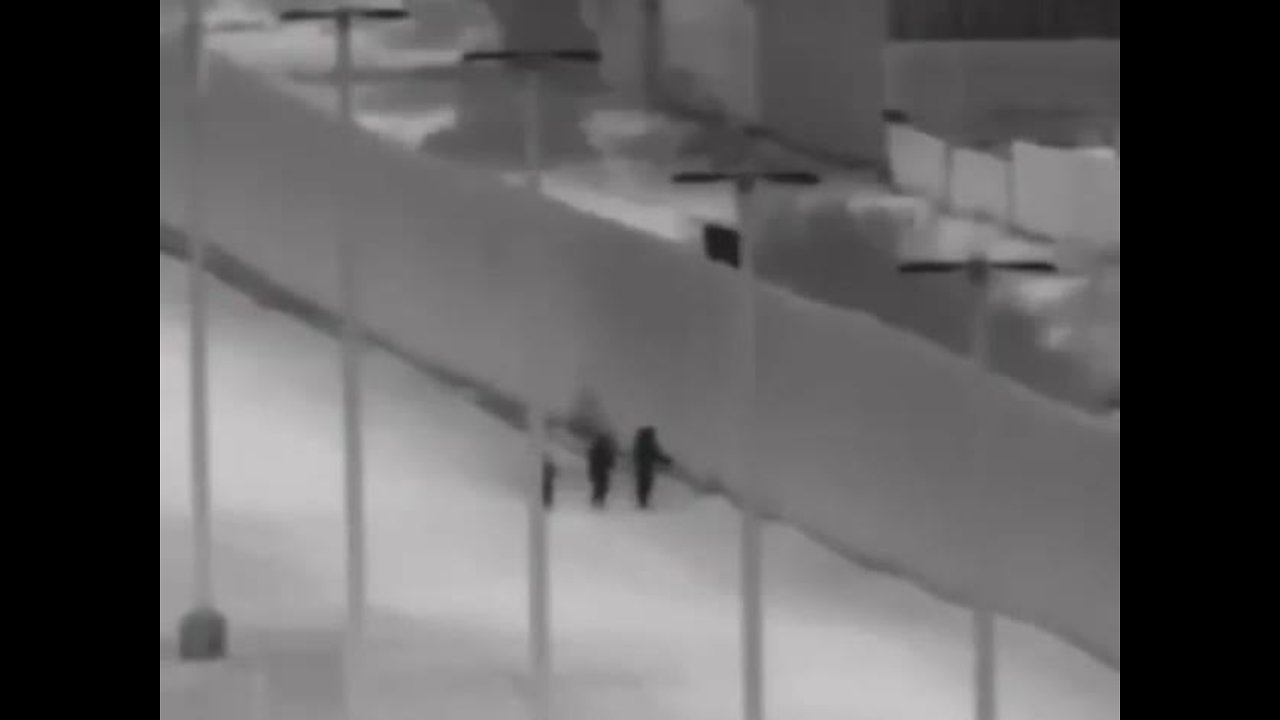 Video shows family from Guatemala scaling border wall near Yuma