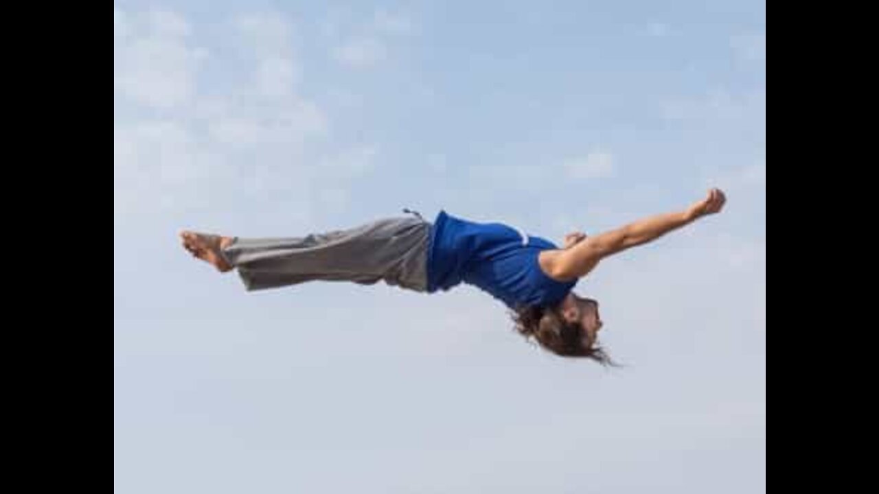 Slackline: il accomplit un véritable exploit