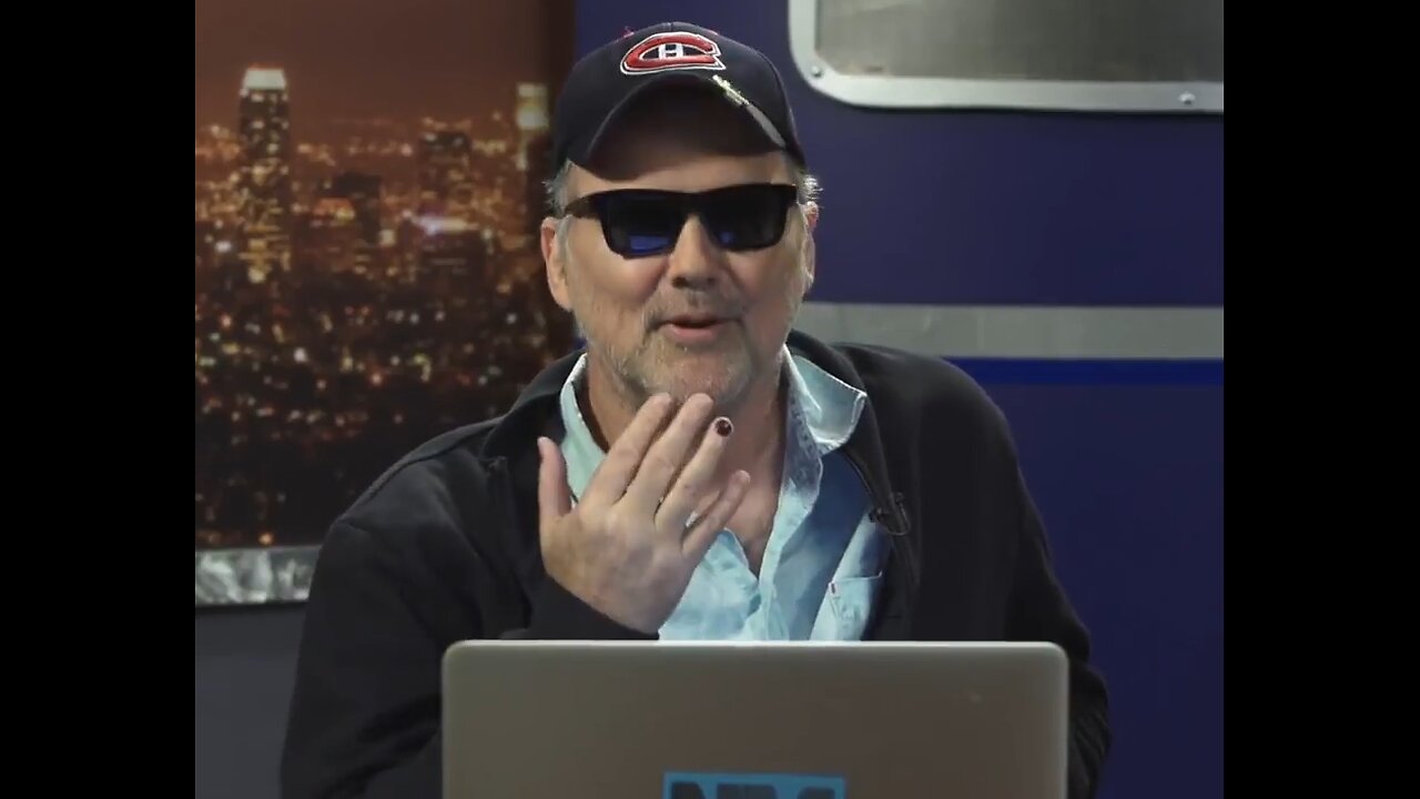 Norm MacDonald's Black Fingernail