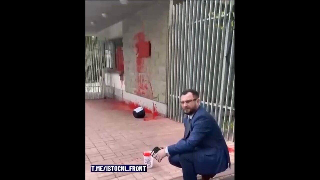 Polish embassy in Moscow vandalized