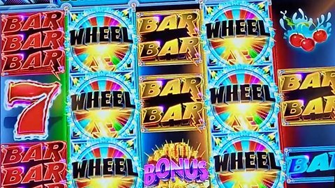 Winning Slot Machine Bonus at Kentucky Casino!