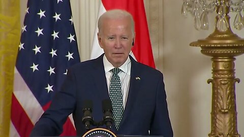 Biden Answers Reporter's Questions By Reading Entirely From Piece Of Paper In Front Of Him