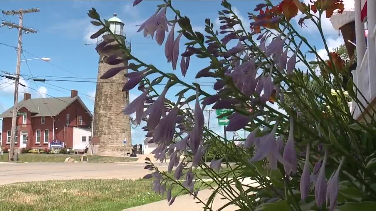 Fairport Harbor Creamery helping Fairport Harbor Lighthouse Museum through donations