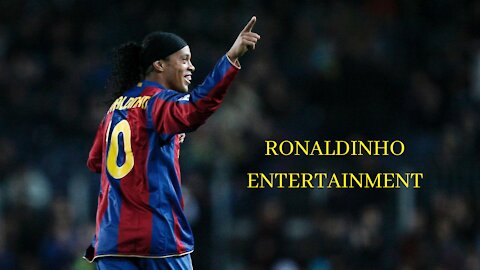 Ronaldinho Amazing Skills at FC Barcelona