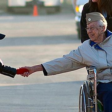 Trump Extends Healthcare Choice Programs For Vets