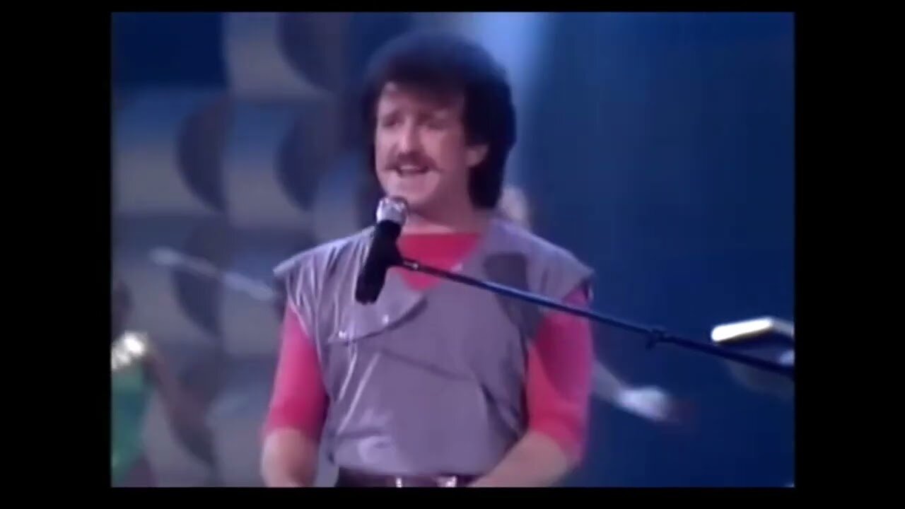 Matthew Wilder: Break My Stride - On Solid Gold -1983 (My "Stereo Studio Sound" Re-Edit)