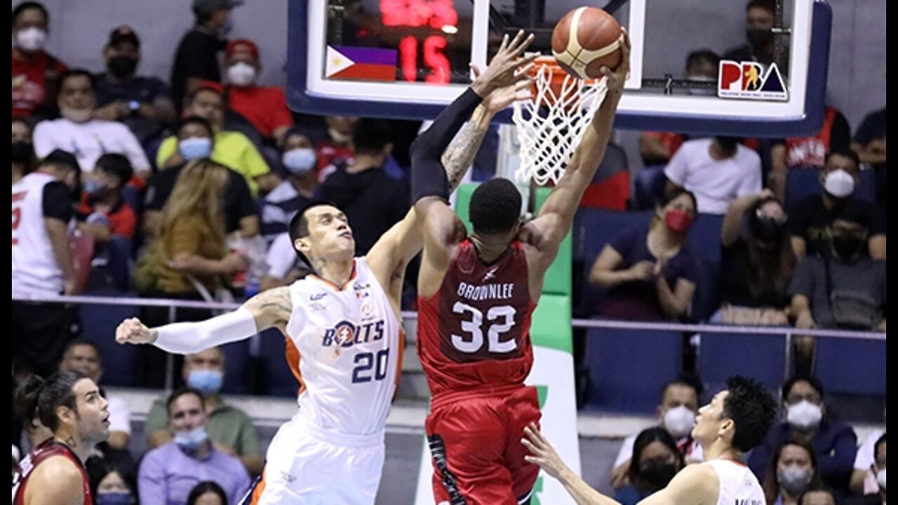 Justin Brownlee releases his frustration with a powerful SLAM!