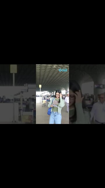 Navya Naveli Nanda Spotted At Airport #shorts