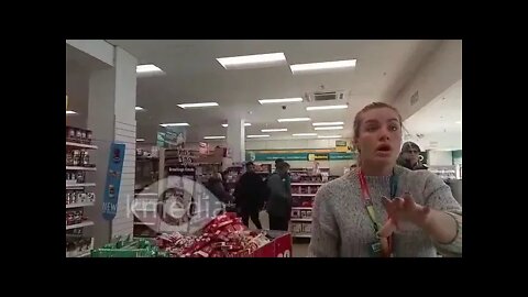 Pound land staff don't want you to film #poundland