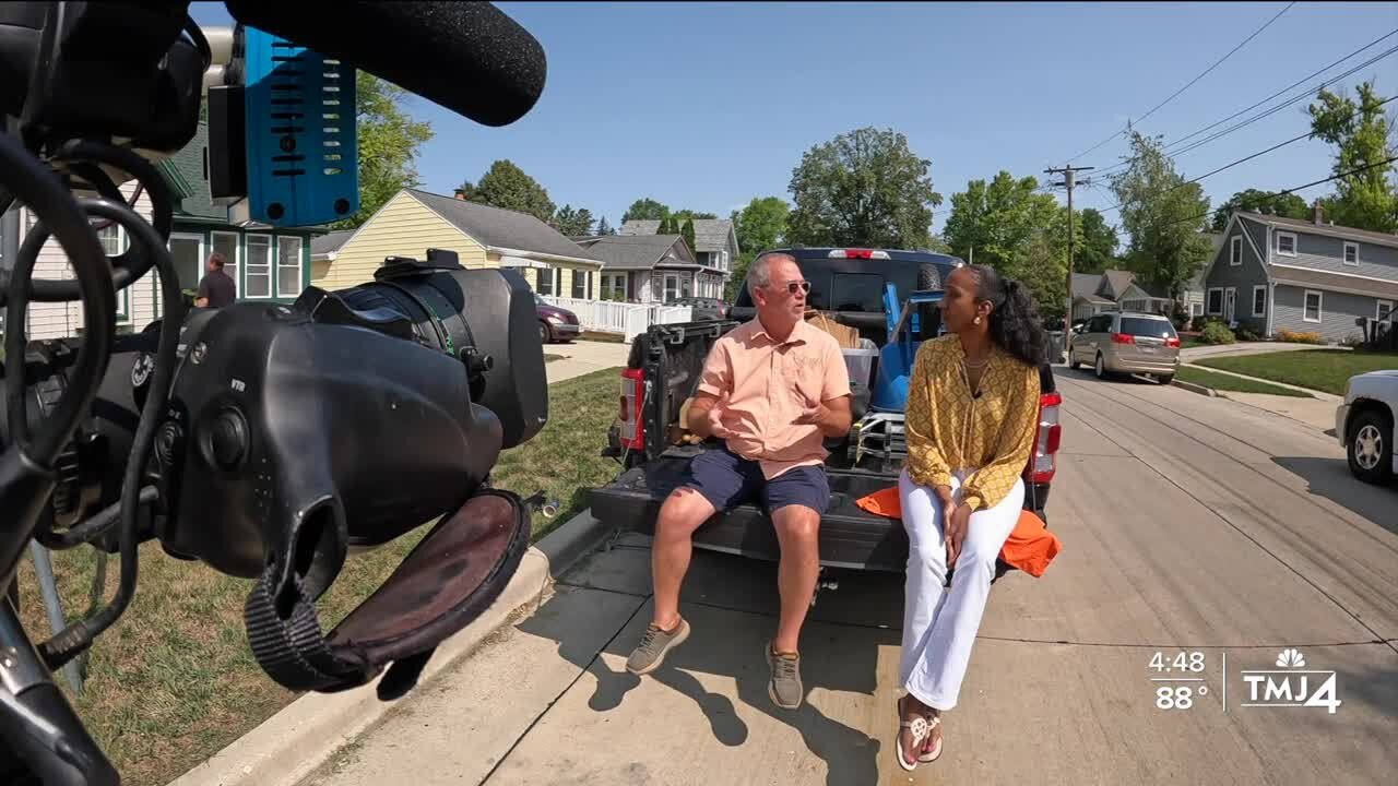 Contractor gifts new roof to family in Waukesha