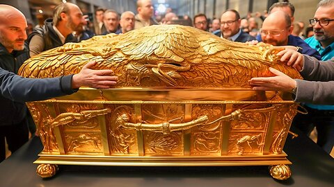 Scientists FINALLY Opened The Ark Of Covenant That Was Sealed For Thousands Of Years?