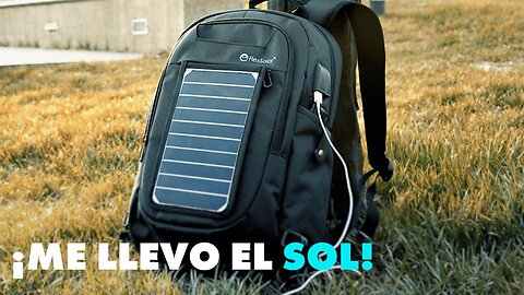 La mochila que carga tu móvil es perfecta para el verano