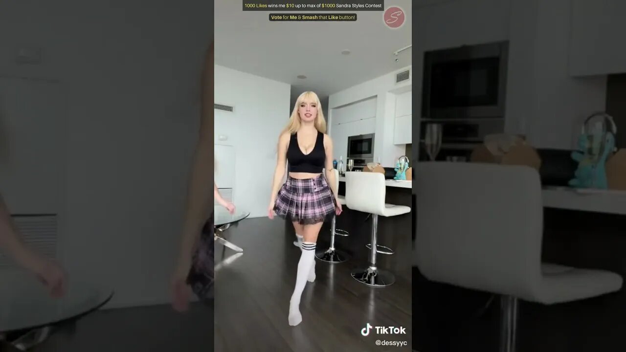 Beautiful Miniskirt Dance Style 1000 Likes Contest 👗🌞🌴💰