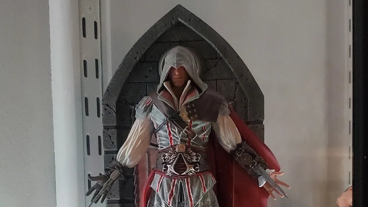 Iron Studios Assassins Creed: Ezio Auditore (Unboxing and Review) #assassinscreed #unboxing #review