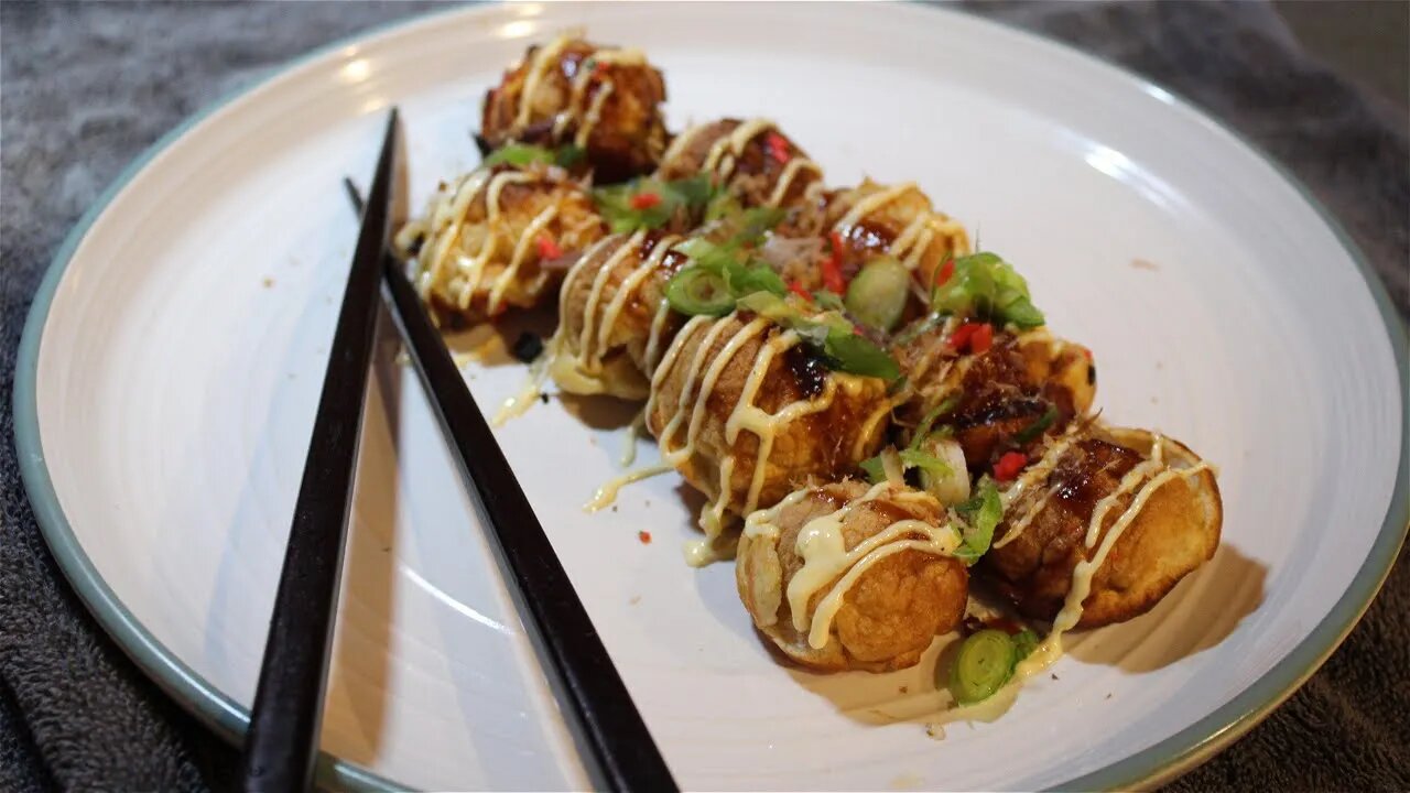 Takoyaki (Japanese fried octopus balls) | Acquired Taste EP.23