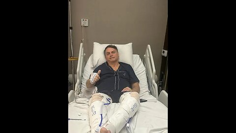 Bom dia a TODOS ... by Jair Bolsonaro já no quarto do hospital !