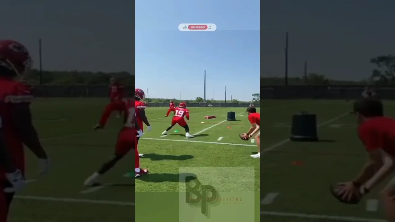 Patrick Mahomes Behind the Back Pass to Kadarius Toney Highlight #nfl