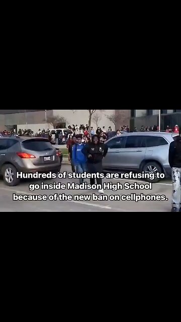 Hundreds Of Houston High School Students Walk Out After The School Banned Cell Phones