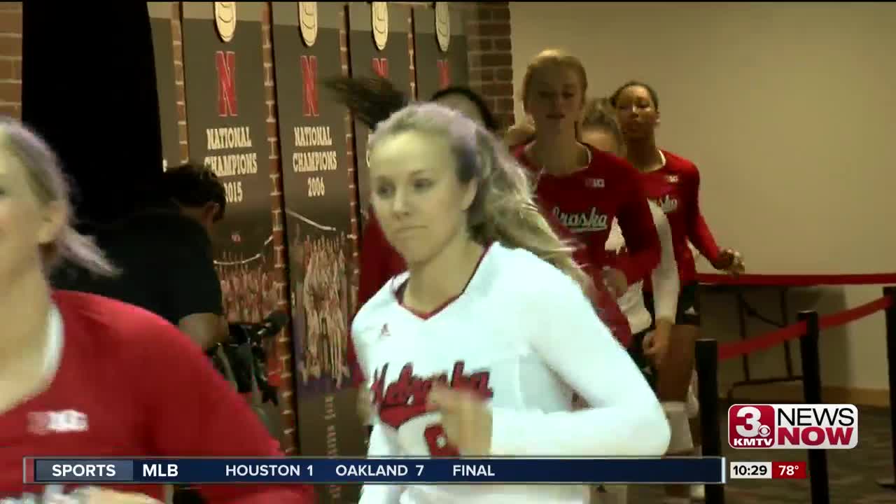 Huskers volleyball Red-White game