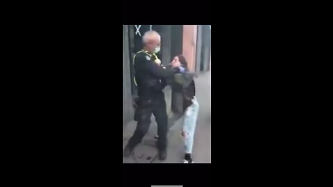 Australian Police choke and arrest woman for not wearing mask, OUTSIDE! 🤦🏻‍♂️ COVID 19