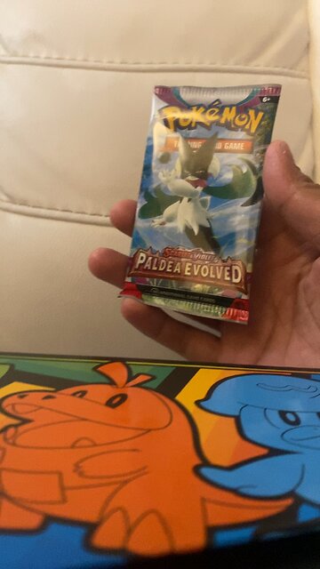 Pokémon Pack Paldea Evolved Rips