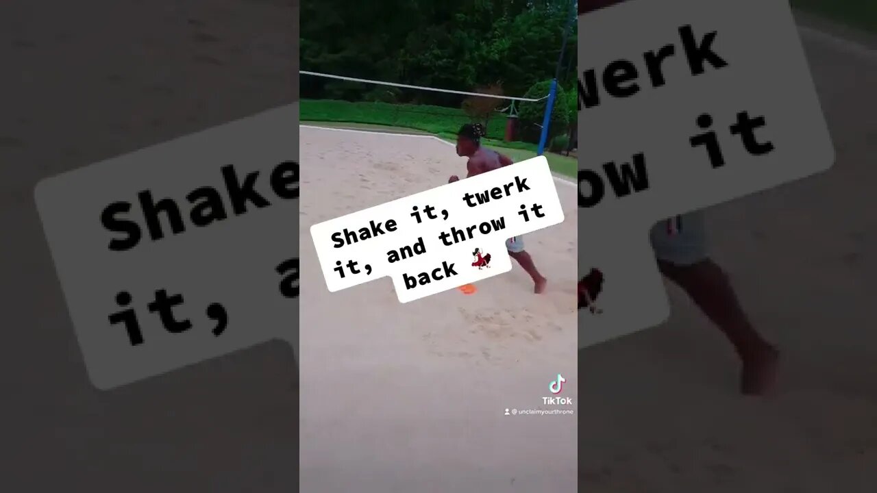 My favorite thing about going to the club 👑