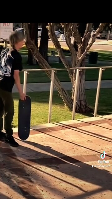 Bro lit with it 🔥🛹