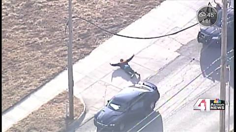 Police chase through downtown Kansas City ends as subject surrenders