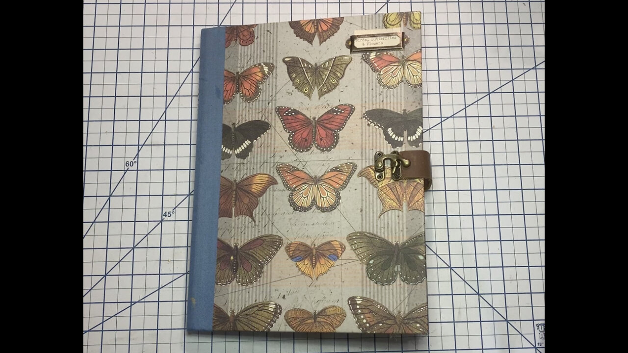 Episode 226 - Junk Journal with Daffodils Galleria - Lap Book FLIP THROUGH
